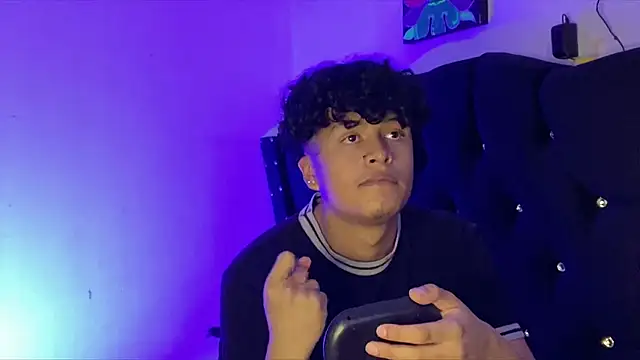 CyrusAndGrase online show from January 2026 09:31:01 PM