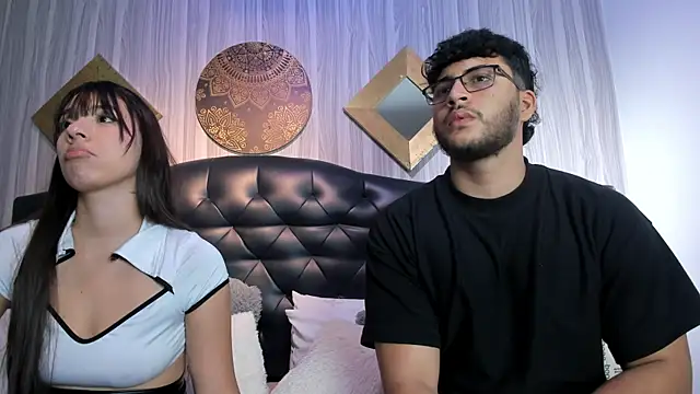 mikeandlucy  online show from November 2025 01:33:02 PM