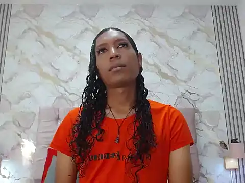 MiaCoock online show from December 2025 01:18:01 PM