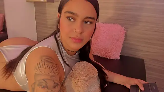 Taylor walton online show from November 2025 12:19:02 PM