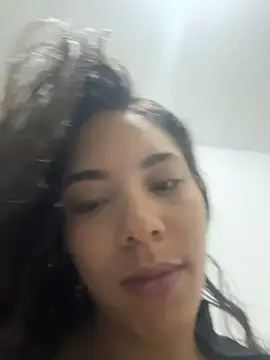 Snapshot of catee_martinez chatting on November 2025 04:44:02 AM catee martinez online show from November 2025 04:44:02 AM