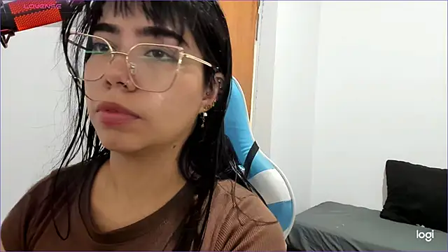 Eliza Blue online show from December 2025 06:49:02 PM