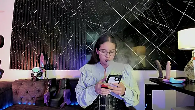 Snapshot of Obsidian_mistress chatting on November 2025 07:02:02 PM Obsidian mistress online show from November 2025 07:02:02 PM