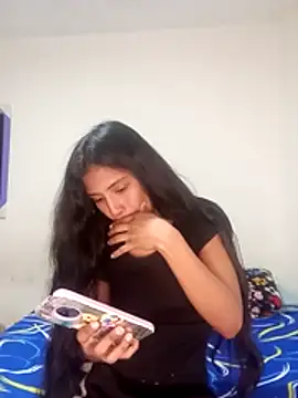 Snapshot of Stephanie1319 chatting on December 2025 09:54:02 PM Stephanie1319 online show from December 2025 09:54:02 PM