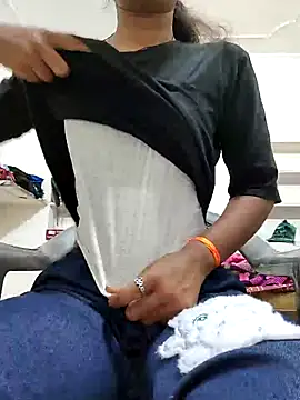 Isha kumari 69 online show from February 2026 03:57:01 PM