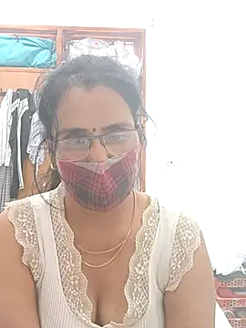 sanjana077 online show from April 2026 08:15:01 AM