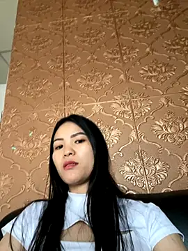 Snapshot of Beolulu chatting on November 2025 05:18:02 AM Beolulu online show from November 2025 05:18:02 AM