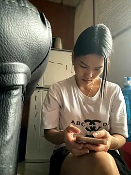 Snapshot of Beolulu chatting on November 2025 02:39:01 AM Beolulu online show from November 2025 02:39:01 AM