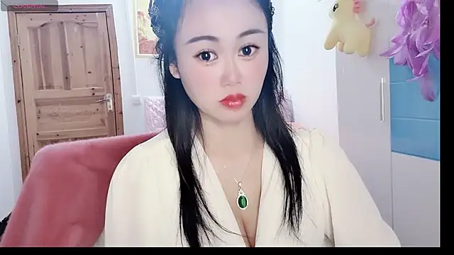 Xiaojuan61 online show from December 2025 11:15:01 AM