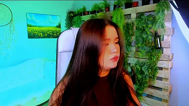 AnnaGarcias  online show from November 2025 12:39:02 PM