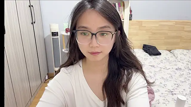 Hmm 0303 online show from February 2026 06:39:01 PM