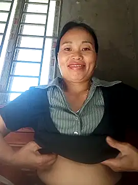 Snapshot of Karen_china chatting on November 2025 07:23:02 AM Karen china online show from November 2025 07:23:02 AM