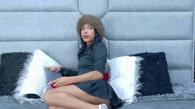 EsmeraldaBlake online show from March 2026 12:01:01 PM