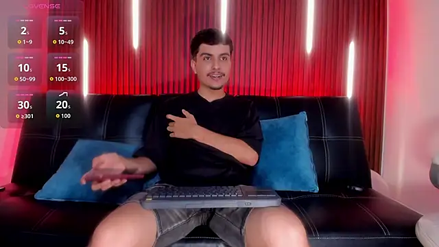 Snapshot of NicolasRey1 chatting on November 2025 05:09:02 AM NicolasRey1 online show from November 2025 05:09:02 AM