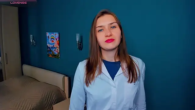 JosieNadile online show from November 2025 04:44:01 PM