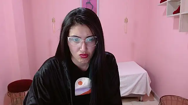 Violet raine  online show from November 2025 01:32:02 PM