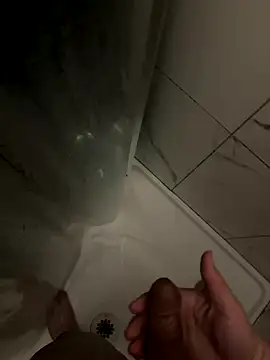 Snapshot of mixedswanger chatting on November 2025 12:44:02 PM mixedswanger online show from November 2025 12:44:02 PM