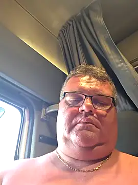 Grase44 online show from July 2026 06:44:01 PM