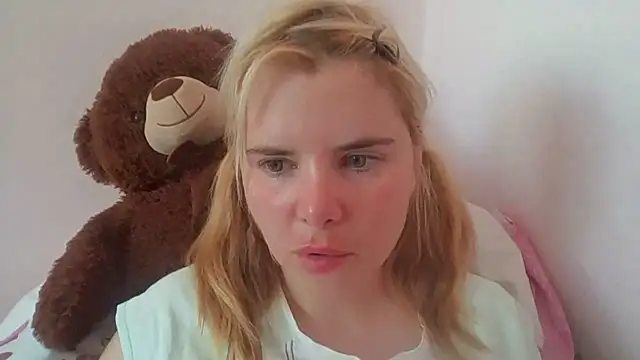 HornyElena online show from June 2026 08:19:01 AM