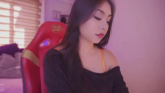 Snapshot of ivette_k chatting on November 2025 07:12:01 PM ivette k online show from November 2025 07:12:01 PM