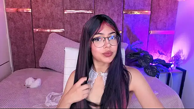  ViolletteNoir  online show from November 2025 07:58:01 PM