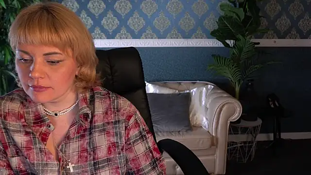 AmaraNights online show from April 2026 07:01:02 PM