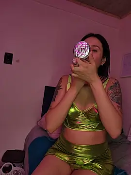 Snapshot of Natali_12 chatting on November 2025 09:53:01 AM Natali 12 online show from November 2025 09:53:01 AM