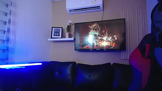 Tessachains 2  online show from December 2025 04:21:01 AM