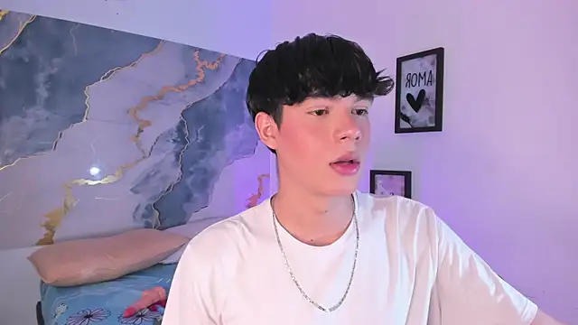 Snapshot of Isaac_Kurtt chatting on November 2025 07:57:01 PM Isaac Kurtt online show from November 2025 07:57:01 PM