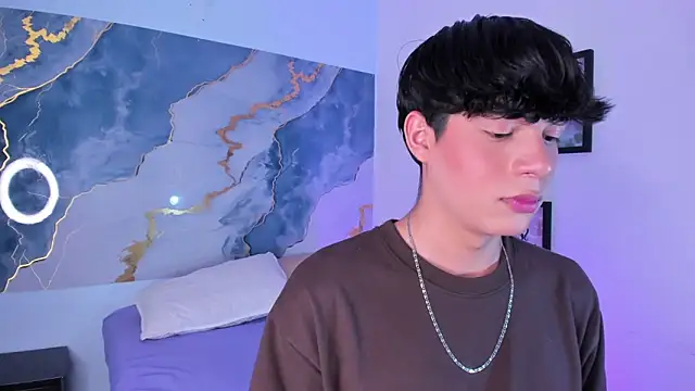 Snapshot of Isaac_Kurtt chatting on November 2025 07:56:02 PM Isaac Kurtt online show from November 2025 07:56:02 PM