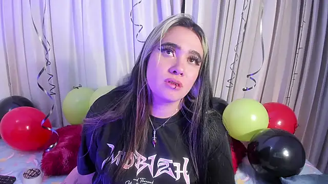 Lilith Zenith  online show from March 2026 04:09:01 AM