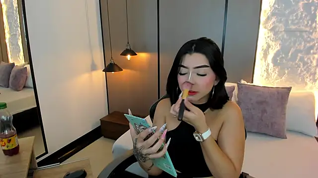 coral rosse  online show from November 2025 07:24:02 PM