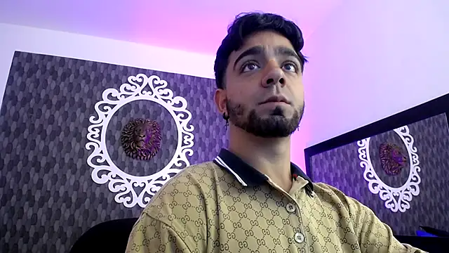 Dereck Jhonsonn online show from November 2025 07:36:01 PM