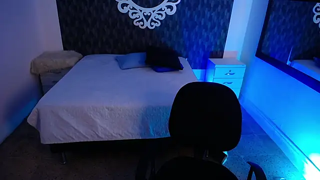 Dereck Jhonsonn online show from November 2025 07:14:01 PM