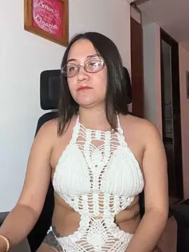 Snapshot of Melody_Spencer26 chatting on November 2025 06:17:01 PM Melody Spencer26 online show from November 2025 06:17:01 PM