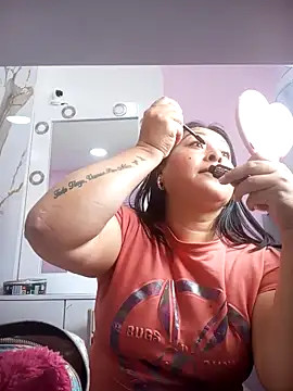 Snapshot of keilaJhonsom1 chatting on November 2025 04:32:02 PM keilaJhonsom1 online show from November 2025 04:32:02 PM