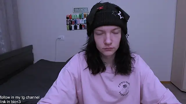 Snapshot of RaidenXL chatting on November 2025 03:24:02 PM RaidenXL online show from November 2025 03:24:02 PM