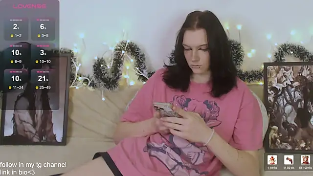 Snapshot of RaidenXL chatting on February 2026 05:45:01 AM RaidenXL online show from February 2026 05:45:01 AM