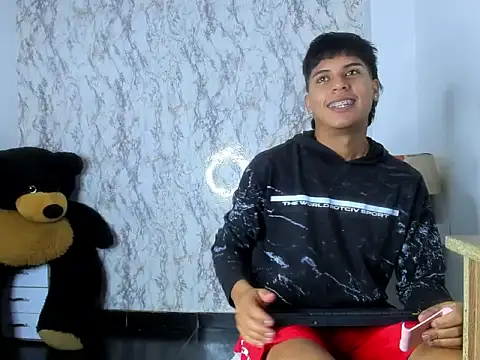 Valentino Lane online show from February 2026 06:26:01 AM