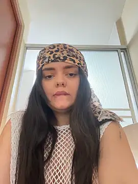 candicewest  online show from December 2025 03:30:01 PM