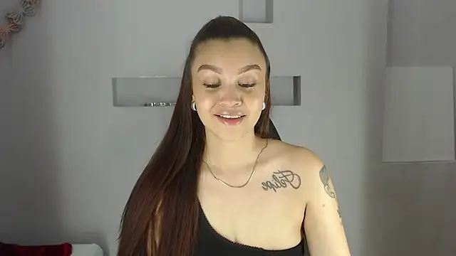 Snapshot of rossibaker chatting on November 2025 06:30:01 PM rossibaker online show from November 2025 06:30:01 PM