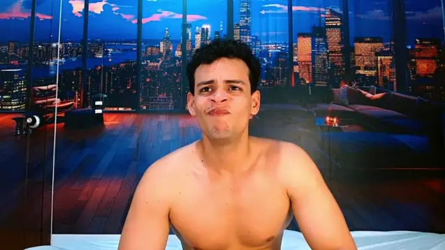 Liam Rosetti online show from December 2025 04:21:01 AM