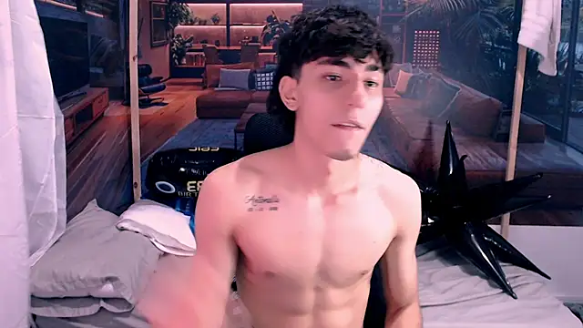 Snapshot of Bryant_Connor chatting on November 2025 03:28:01 AM Bryant Connor online show from November 2025 03:28:01 AM