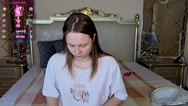 Snapshot of HolyBabyDoll chatting on December 2025 11:52:01 AM HolyBabyDoll online show from December 2025 11:52:01 AM