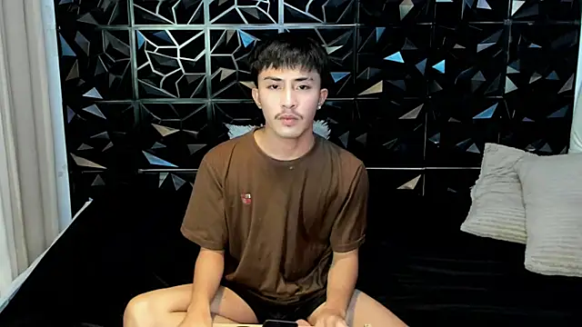Snapshot of Urloverhardcock chatting on May 2026 10:34:02 AM Urloverhardcock online show from May 2026 10:34:02 AM