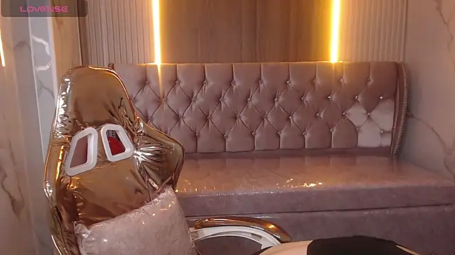 sunny2 b online show from November 2025 11:54:02 AM