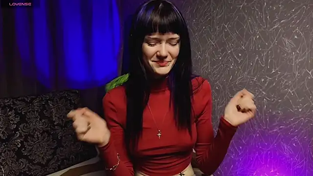 Snapshot of RoxyMetall chatting on November 2025 06:54:01 PM RoxyMetall online show from November 2025 06:54:01 PM