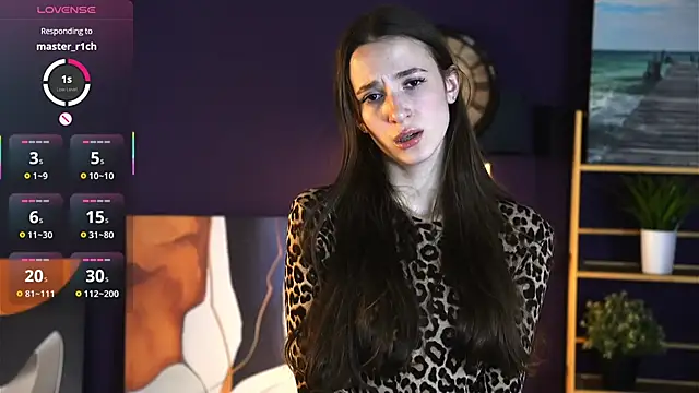 LavandaFobes online show from November 2025 04:23:02 AM