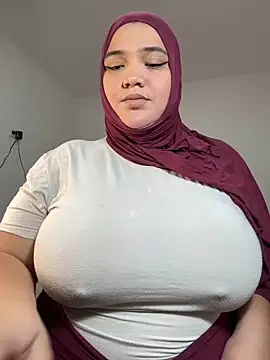 sweetmuslim01 online show from January 2025 10:48:01 PM
