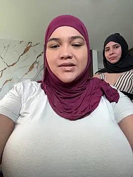 Snapshot of sweetmuslim01 chatting on May 2026 03:50:01 PM sweetmuslim01 online show from May 2026 03:50:01 PM